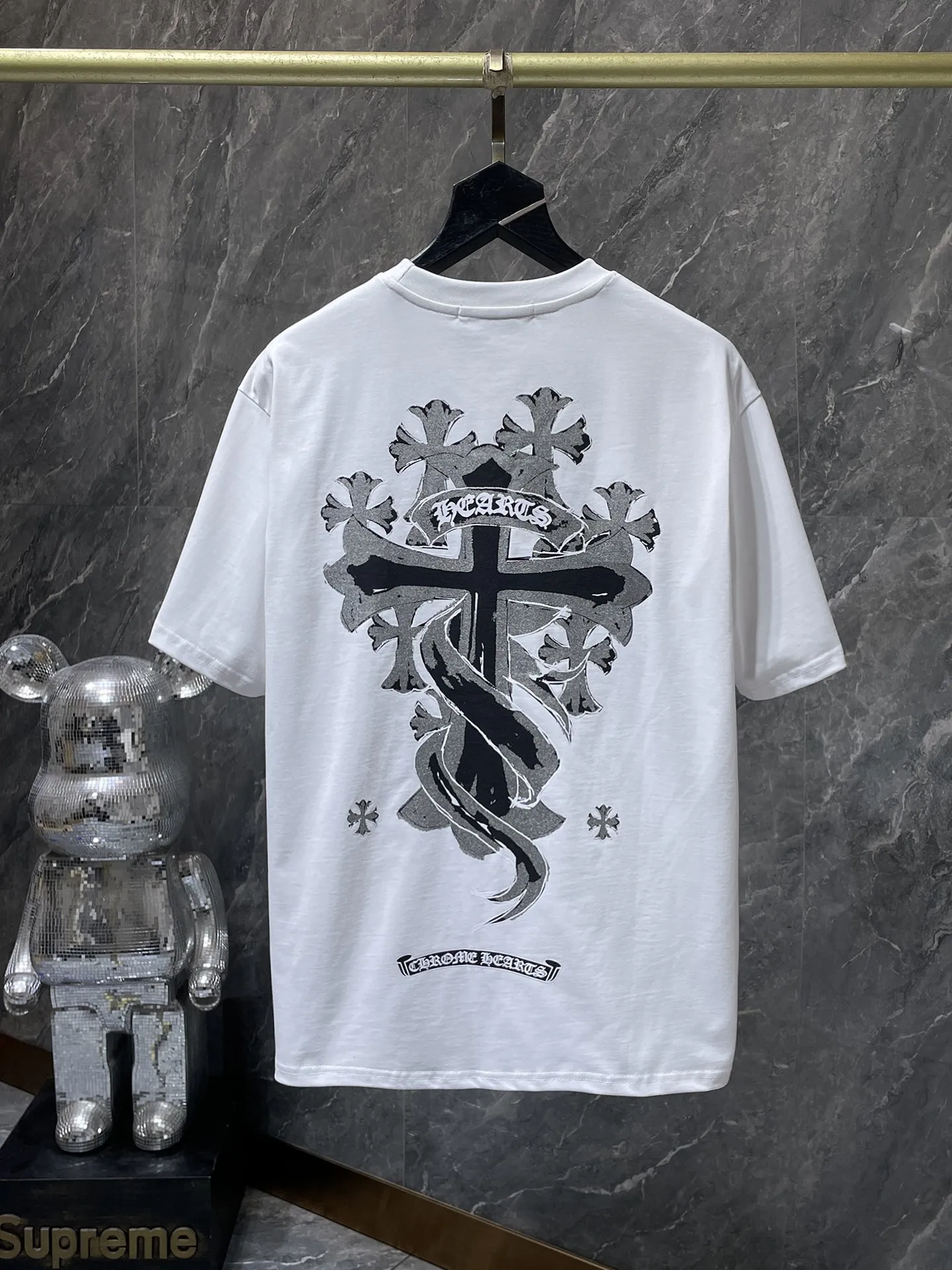 P146 New Chrome Hearts 25ss for summer. High-weight, environmentally friendly and high-quality top-grade fabric. 260g~270g. Chrome overlapping iron cross Sanskrit short sleeves. Counter synchronization. Re-engraved version 1:1. Recommended colors: white, black. Size: S, M, L, XL.